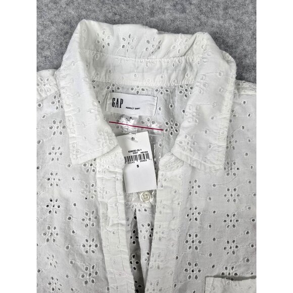 New Gap White Long Sleeve Eyelet Top Size S - Picture 2 of 6